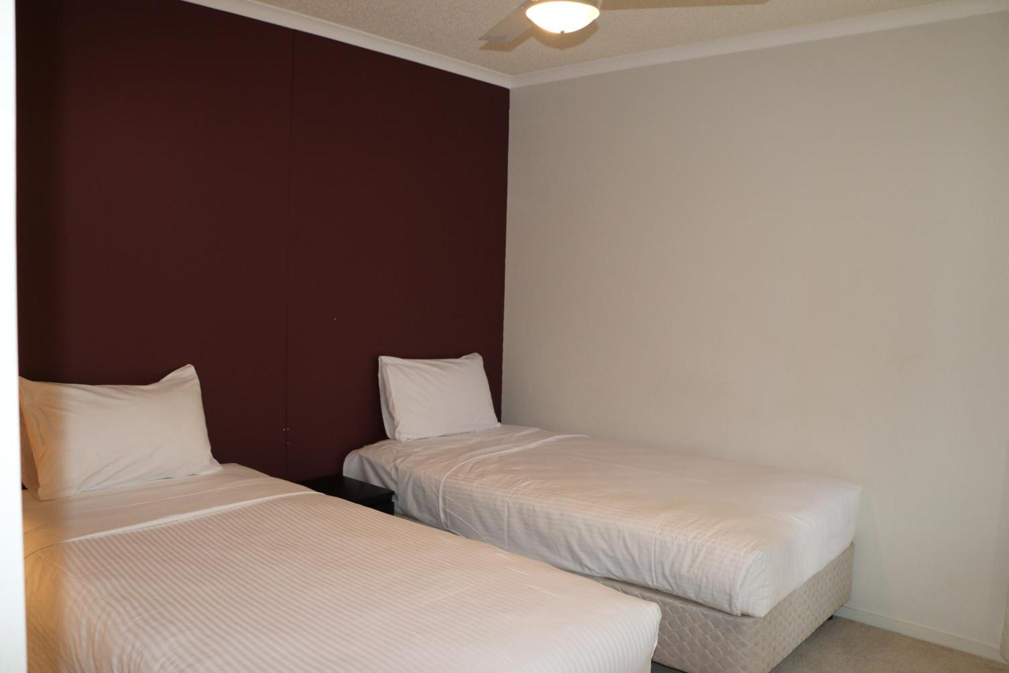 Frisco Apartments Brisbane Phòng bức ảnh