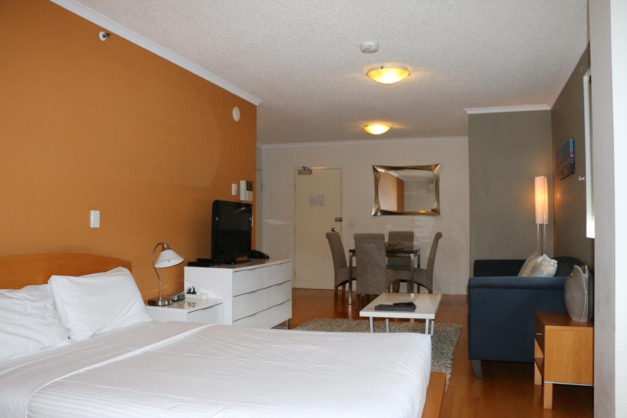Frisco Apartments Brisbane Phòng bức ảnh